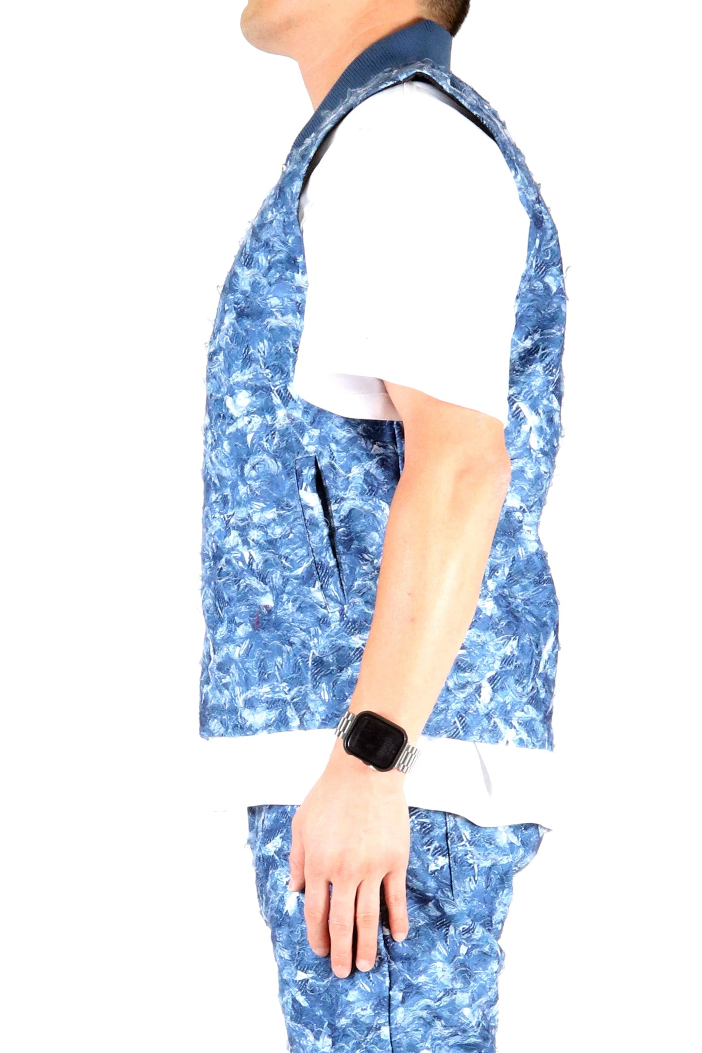 Grotto Men's Tapestry Vest